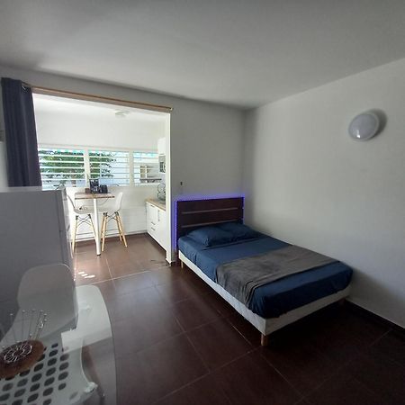 Le Studio Oncle Sam - Acces Piscine Et Plage Le Gosier  Exterior foto